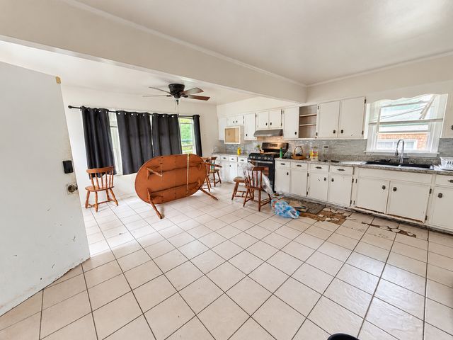 22040 Main Street, Richton Park, IL 60471