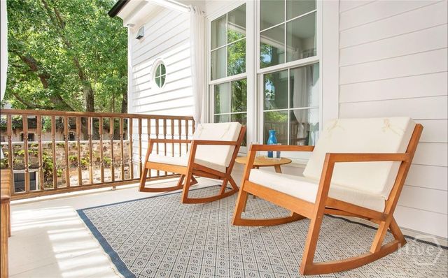 1 E Gordon Street 2, Savannah, GA 31401