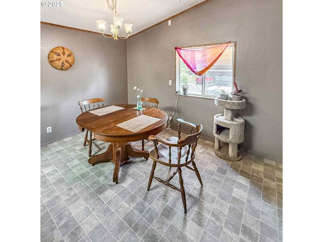 98041 HALLWAY Rd 37, Brookings, OR 97415