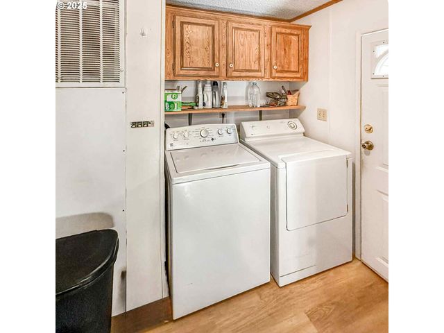 98041 HALLWAY Rd 37, Brookings, OR 97415