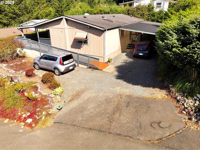 98041 HALLWAY Rd 37, Brookings, OR 97415