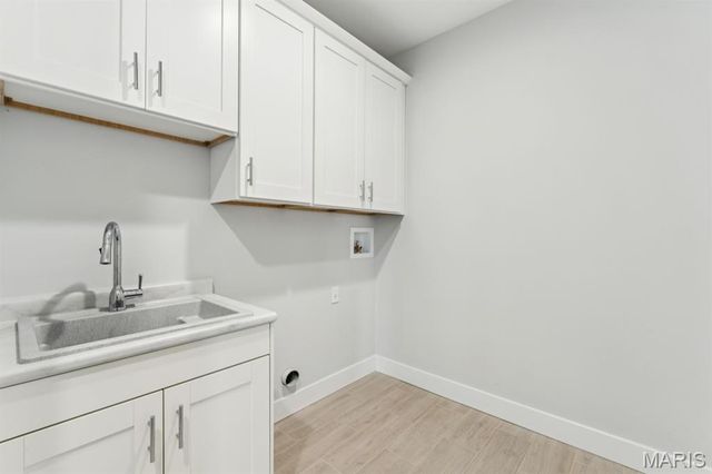 12830 Weber Hill Road, St Louis, MO 63127