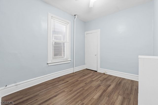 147 Seymour Ave, Newark City, NJ 07108