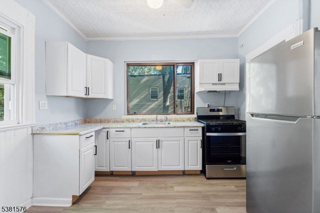 147 Seymour Ave, Newark City, NJ 07108