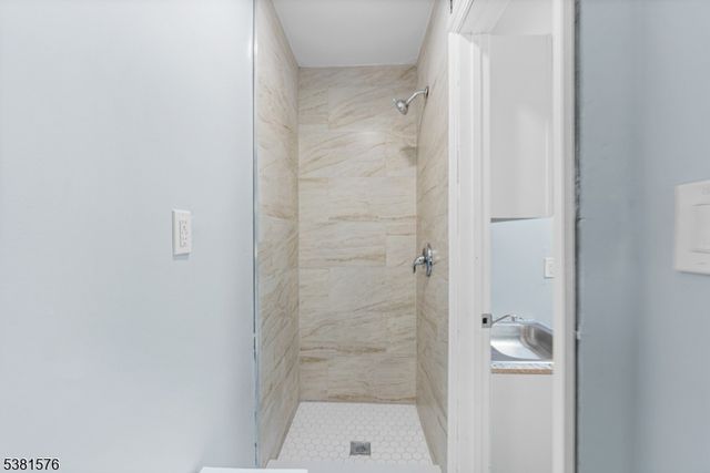 147 Seymour Ave, Newark City, NJ 07108