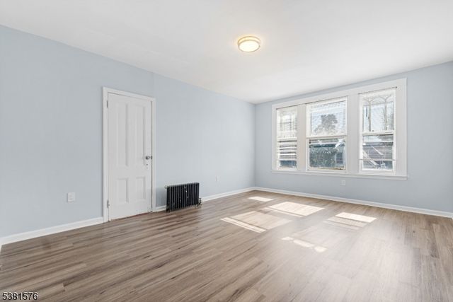 147 Seymour Ave, Newark City, NJ 07108