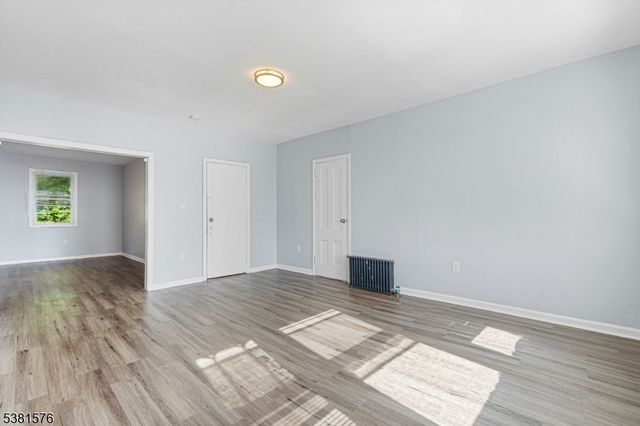 147 Seymour Ave, Newark City, NJ 07108