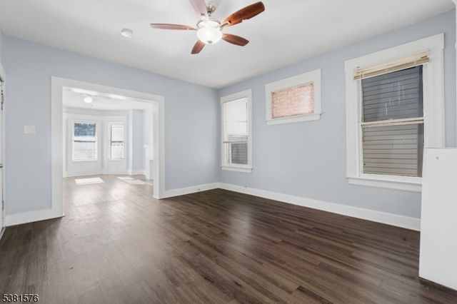 147 Seymour Ave, Newark City, NJ 07108