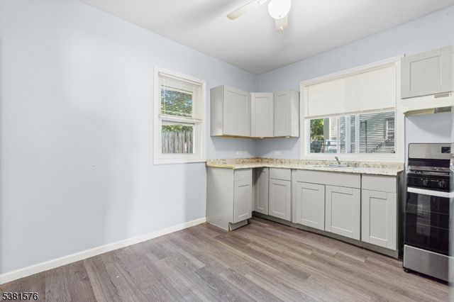 147 Seymour Ave, Newark City, NJ 07108