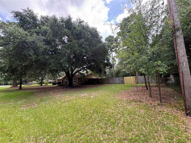 30819 Meadow Wood Drive, Magnolia, TX 77354