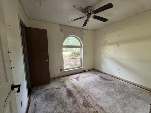 30819 Meadow Wood Drive, Magnolia, TX 77354