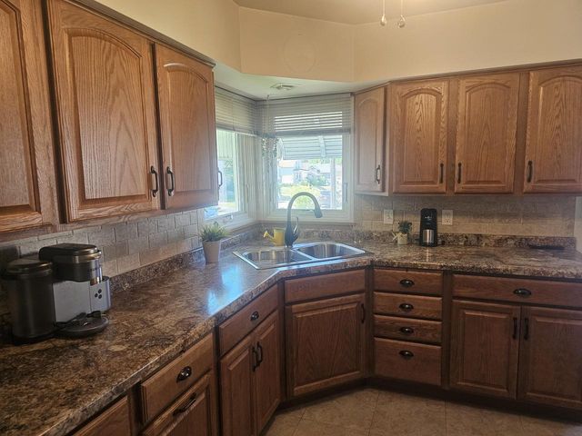 1714 Madison STREET, Manitowoc, WI 54220