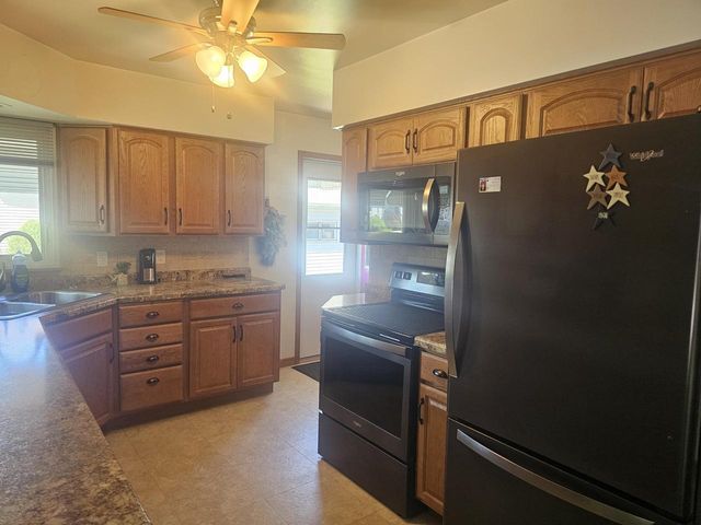 1714 Madison STREET, Manitowoc, WI 54220