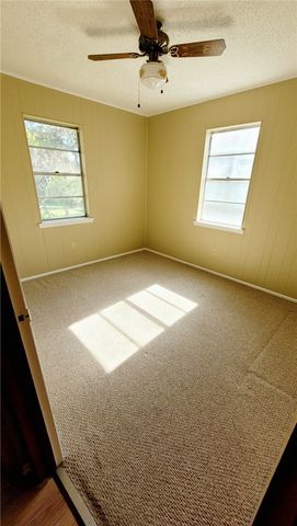 803 Avenue H, Sinton, TX 78387