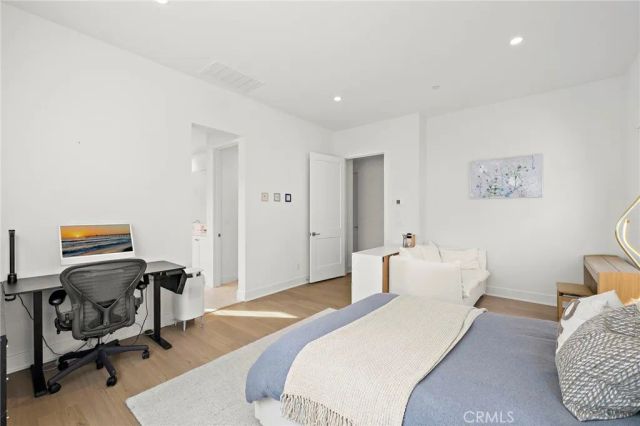 120 eversedge, Irvine, CA 92618