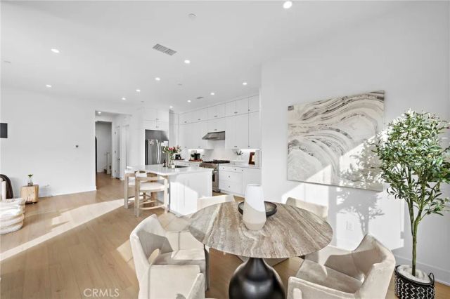 120 eversedge, Irvine, CA 92618