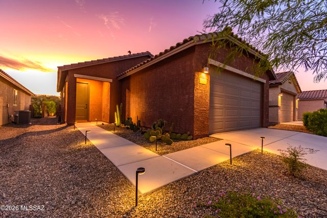 9239 N Peridot Vista Avenue, Tucson, AZ 85742