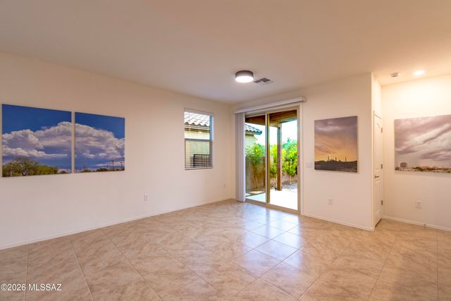 9239 N Peridot Vista Avenue, Tucson, AZ 85742