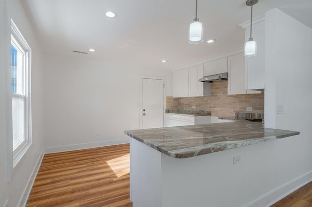 411 Prairie Street, Crown Point, IN 46307