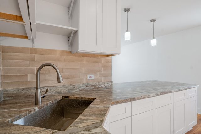 411 Prairie Street, Crown Point, IN 46307