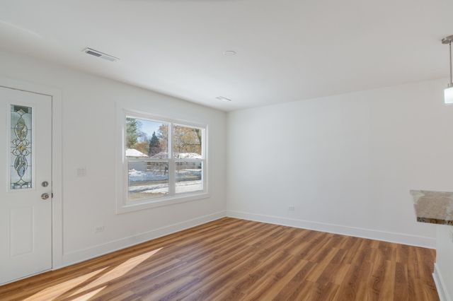 411 Prairie Street, Crown Point, IN 46307