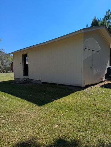 287 Stuckey Road, Columbia, MS 39429