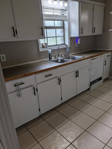 287 Stuckey Road, Columbia, MS 39429