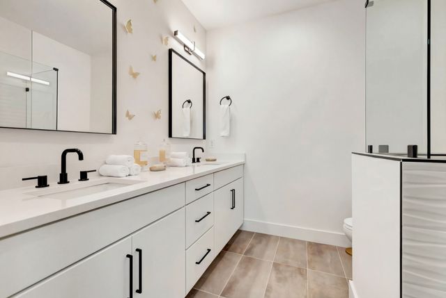 1313 Baptist World Center Dr B, Nashville, TN 37207