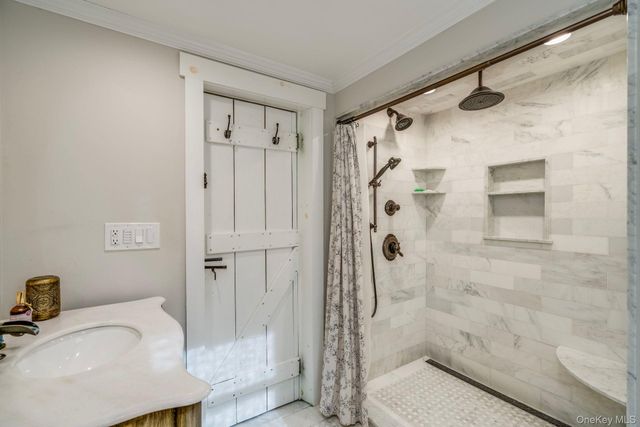 24 Forrest Drive, Lloyd Harbor, NY 11743