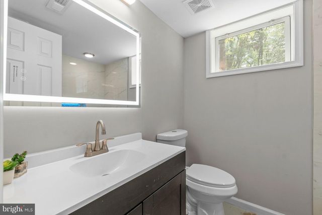 5001 SHARON RD, Temple Hills, MD 20748