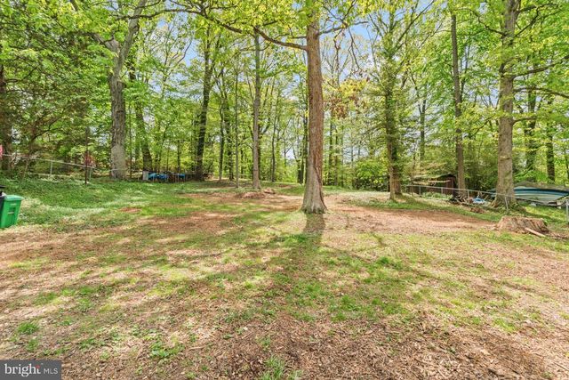 5001 SHARON RD, Temple Hills, MD 20748