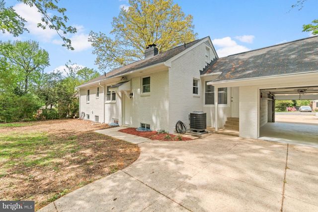 5001 SHARON RD, Temple Hills, MD 20748