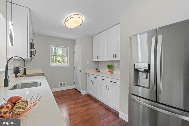 5001 SHARON RD, Temple Hills, MD 20748