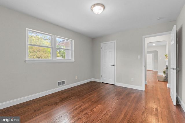 5001 SHARON RD, Temple Hills, MD 20748