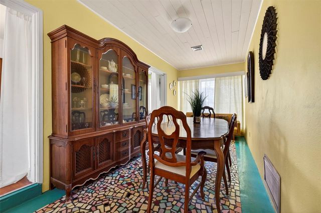 1006 GULF ROAD, Tarpon Springs, FL 34689