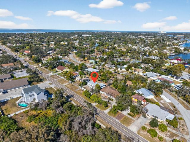 1006 GULF ROAD, Tarpon Springs, FL 34689