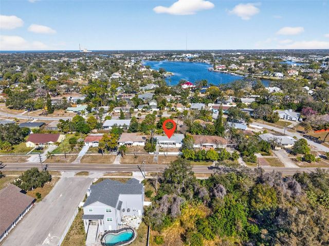 1006 GULF ROAD, Tarpon Springs, FL 34689