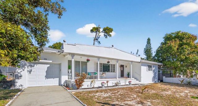 1006 GULF ROAD, Tarpon Springs, FL 34689