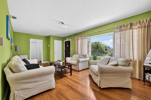 1006 GULF ROAD, Tarpon Springs, FL 34689