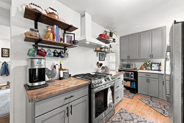 5243 Bryant Avenue N, Minneapolis, MN 55430