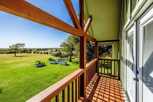 145 Private Road 5749, Groesbeck, TX 76642