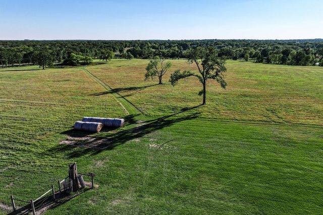 145 Private Road 5749, Groesbeck, TX 76642