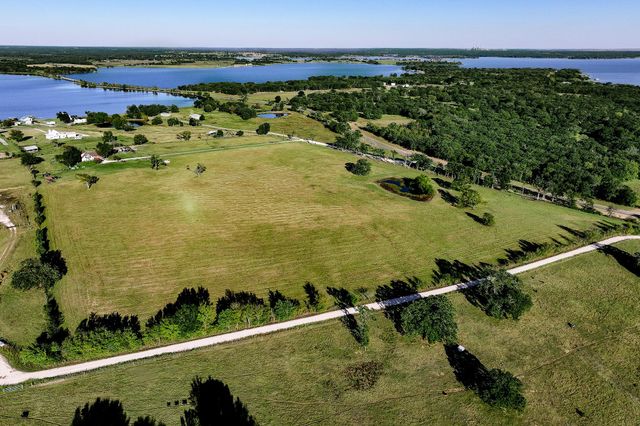 145 Private Road 5749, Groesbeck, TX 76642