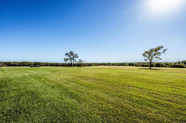 145 Private Road 5749, Groesbeck, TX 76642