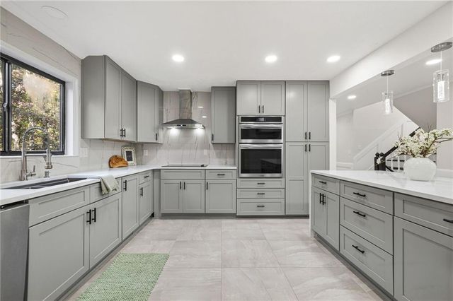 4013 Brenteresa Court, Snellville, GA 30039