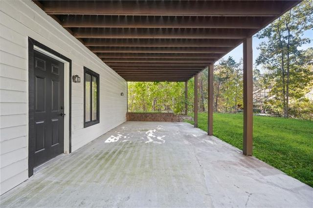 4013 Brenteresa Court, Snellville, GA 30039