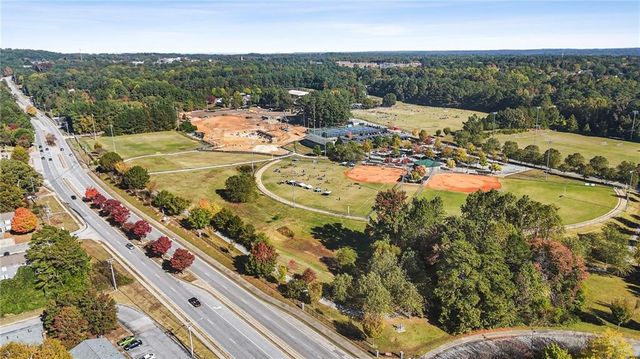 4013 Brenteresa Court, Snellville, GA 30039