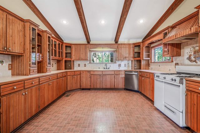 86 Arrowhead Rd., Greenbrier, AR 72058