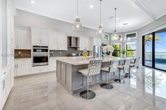 12570 N Parkland Bay Trl, Parkland, FL 33076