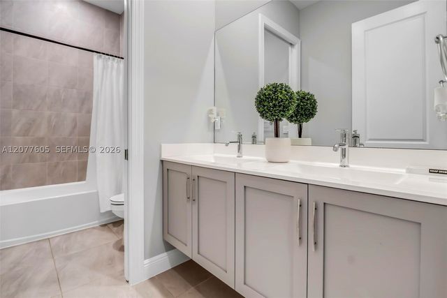 12570 N Parkland Bay Trl, Parkland, FL 33076